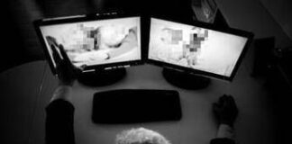 Catania, bidello arrestato per detenzione di materiale pedopornografico: trovate anche foto di alunne