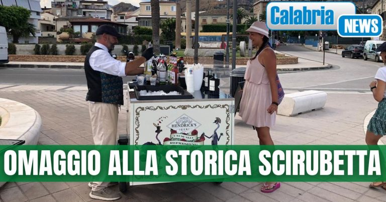 Calabria, il nuovo “street cocktail” da gustare al cucchiaio fa impazzire locali e turisti