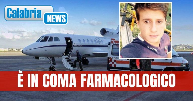 Il ragazzo di 20 anni aggredito a Crotone è stato trasferito in ospedale a Bologna con volo sanitario militare