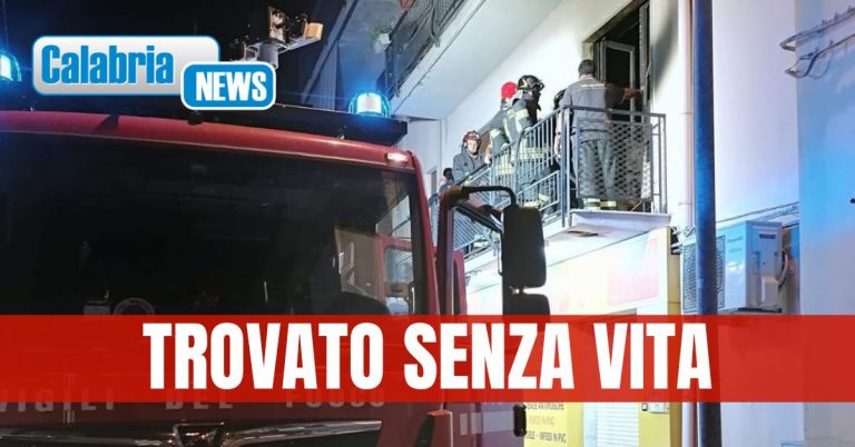 Incendio in un appartamento a Reggio Calabria: morto un 76enne
