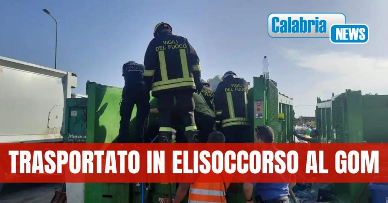 Siderno, grave incidente sul lavoro: operaio 50enne resta intrappolato sotto le grandi lame di un compattatore