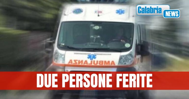 Impatto tra auto sulla statale ‘Di Cammarata e degli Stombi” in provincia di Cosenza
