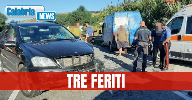 Incidente a Falerna: coinvolti due mezzi