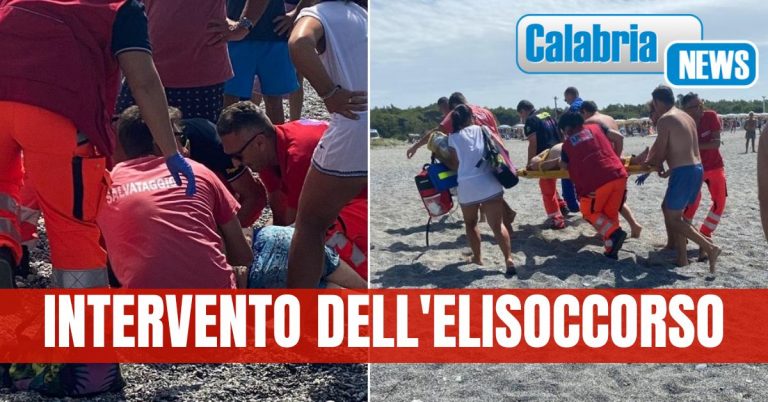 FOTO-Lamezia, momenti di paura sul litorale della Marinella: uomo colto da malore in acqua