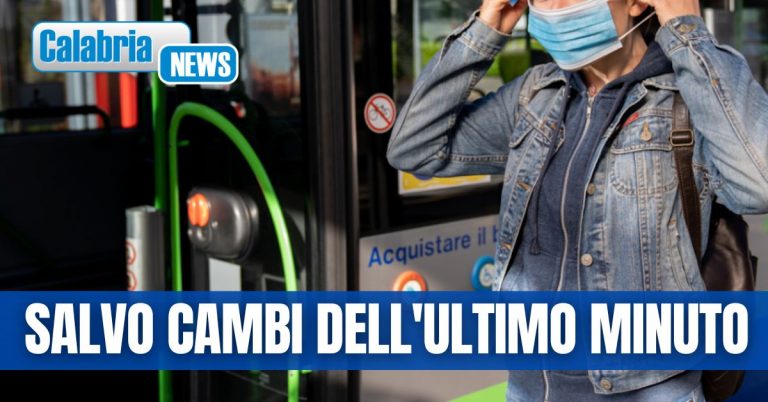 Oggi ultimo giorno di mascherina su mezzi pubblici e negli ospedali