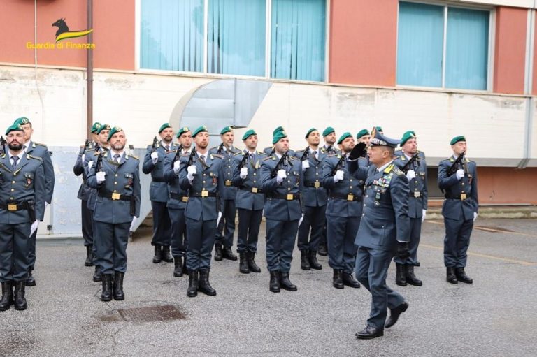 Visita del Comandante Generale della Guardia di Finanza Zafarana al Comando regionale della Calabria