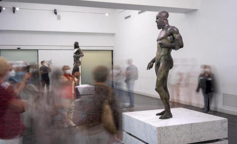 Alla Triennale di Milano il 2 dicembre incontro per i 50 anni del ritrovamento dei Bronzi di Riace