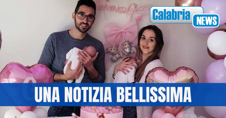 VIDEO-Sono tornate a casa per Natale le due gemelline di Catanzaro operate in utero al “Bambino Gesù” di Roma