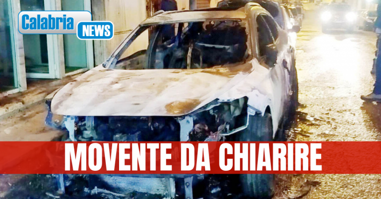 Lamezia, sviluppi nelle indagini sull’auto incendiata ad un avvocato: sequestrati i cellulari di alcuni indagati