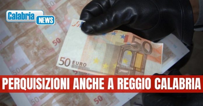 Traffico di denaro Falso
