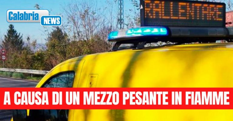 Anas, traffico bloccato sulla A2 “Autostrada del Mediterraneo” a Sant’Onofrio