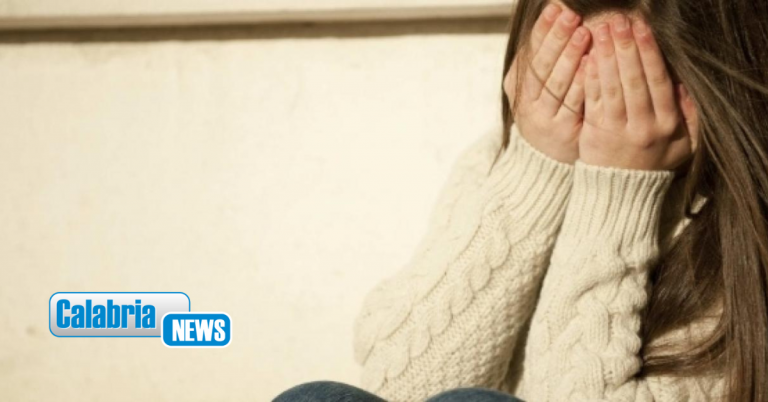 Violenza sessuale a scuola su una bambina di 7 anni: arrestato collaboratore scolastico nel Reggino