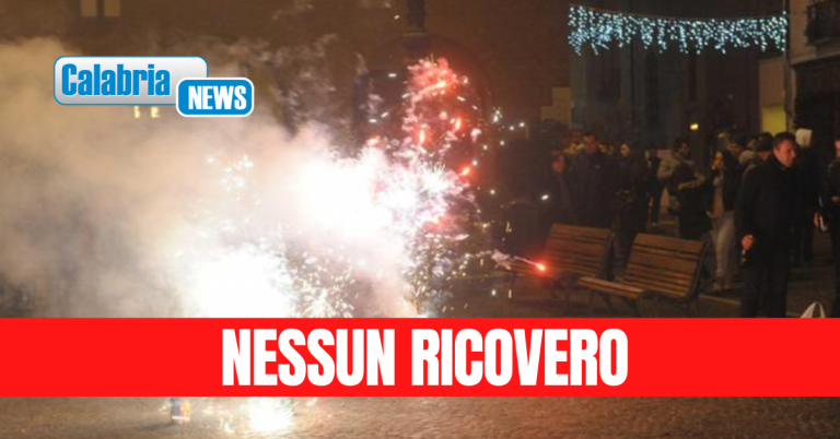 Capodanno: 12 feriti per i botti in Calabria, tutti lievi lesioni non gravi agli arti superiori