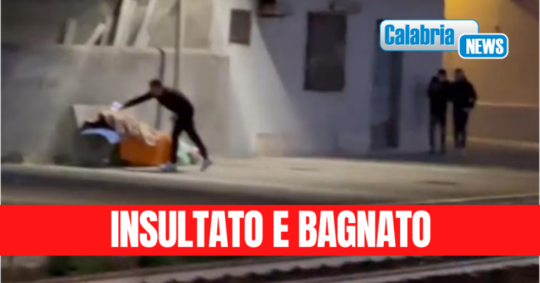 Migrante senzatetto aggredito nella notte di Capodanno a Bovalino: denunciati tre giovani