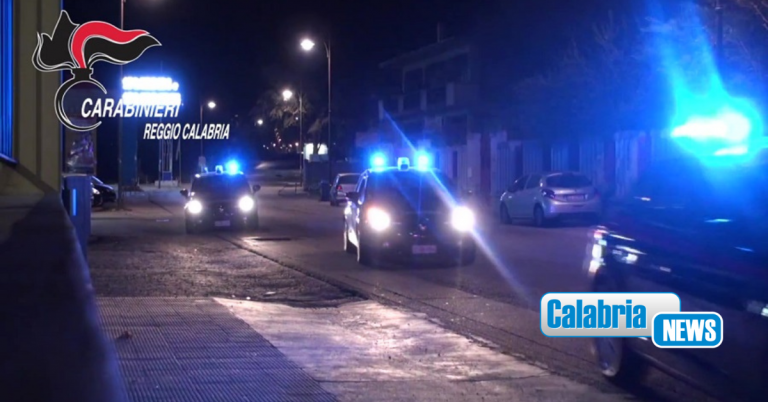 Rosarno, Cacciatori di Calabria salvano dalle lamiere un uomo caduto in una scarpata con l’auto