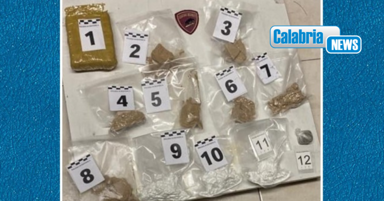 Catanzaro, Polizia arresta un 30enne per detenzione ai fini di spaccio di sostanze stupefacenti