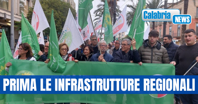 Europa Verde Calabria-Sicilia: “Il ponte è il pennacchio di una grandeur che non esiste”
