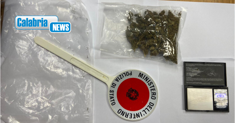 Crotone, giovane arrestato per detenzione di stupefacenti al fine di spaccio