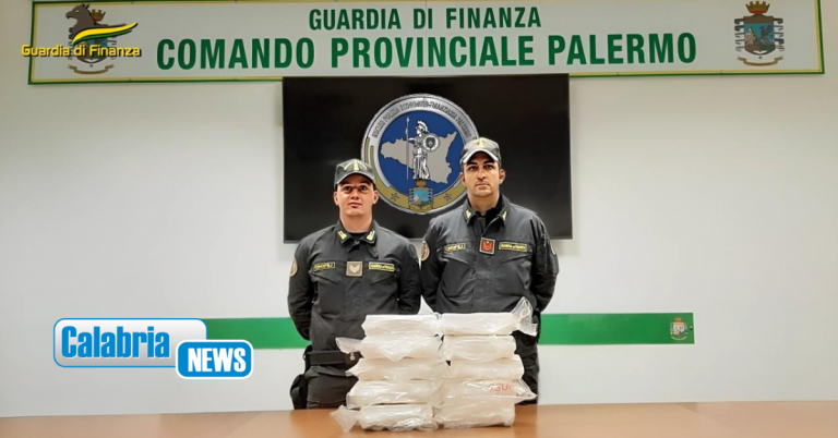 VIDEO-Arrestato a Palermo un 27enne calabrese: Beccato con 11 kg di cocaina nascosta in auto