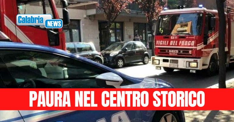 Lamezia Terme, si barrica in casa e minaccia di far esplodere delle bombole di gas: salvato