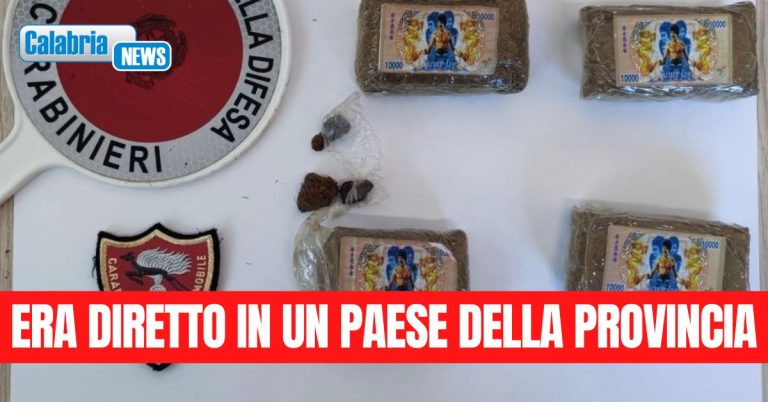 In auto con circa 400 grammi di hashish: arrestato 65enne a Crotone