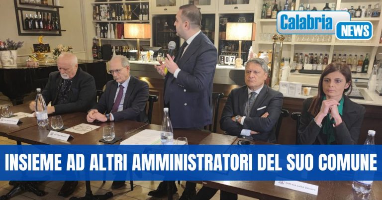 Lamezia Terme: il sindaco Paolo Mascaro aderisce a Forza Italia