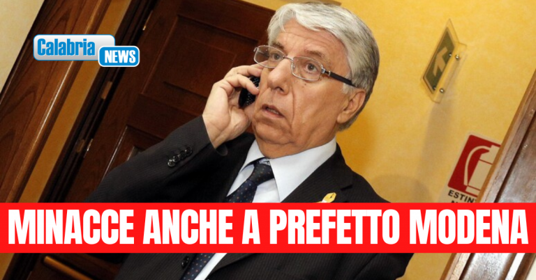 Cercò di aiutare aziende condannate in processo cosca ‘ndrangheta: Carlo Giovanardi a processo