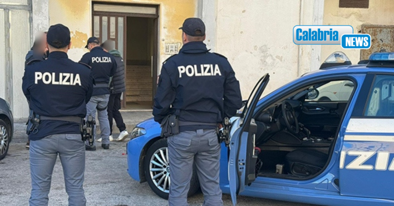 VIDEO-Messina, maxi blitz antidroga della polizia tra Sicilia e Calabria: 26 arresti