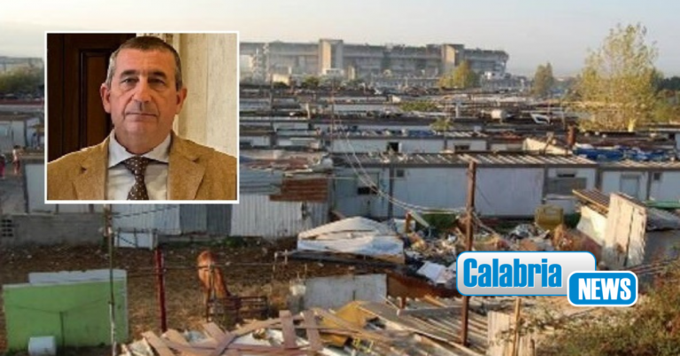 Lamezia, sopralluogo del Commissario governativo Vadalà nel campo rom di Scordovillo