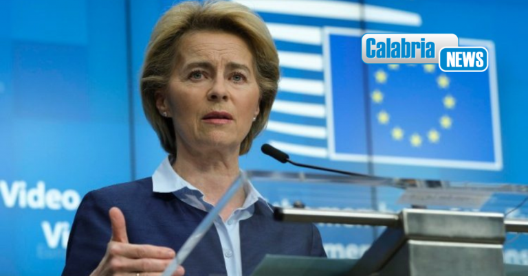 Trattori, von der Leyen: “Ascoltiamo agricoltori, proporrò ritiro regolamento Sur su pesticidi”