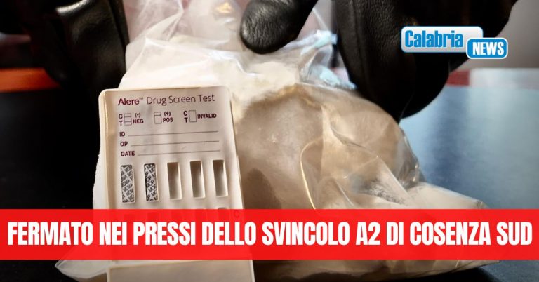 GdF Cosenza, in auto con 500 gr di cocaina: arrestato