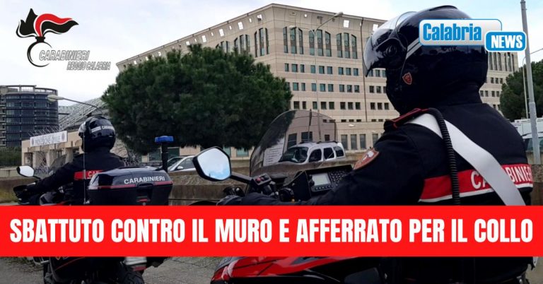 Reggio Calabria, convocato a scuola aggredisce l’insegnante: denunciato il padre di un 12enne