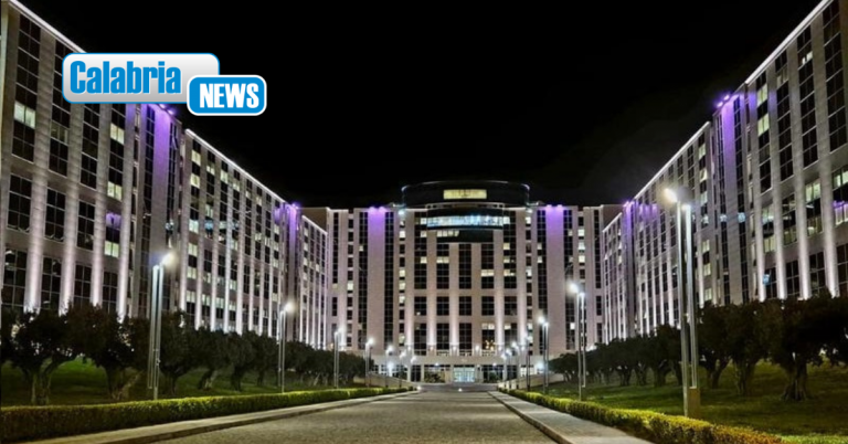 Giornata internazionale della Donna, la Cittadella si illumina di rosa
