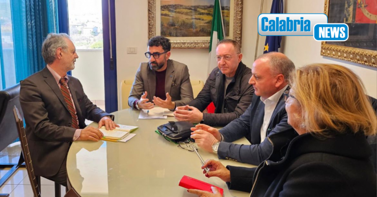 Crotone, incontro tra sindacati e Direzione Asp su sanità e riorganizzazione della rete ospedaliera