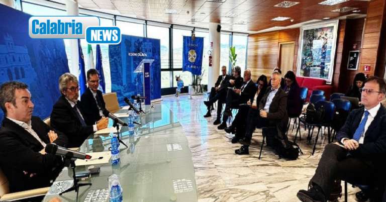 Sanità, incontro sindacati-Occhiuto: Sì a tavoli permanenti di confronto e concertazione