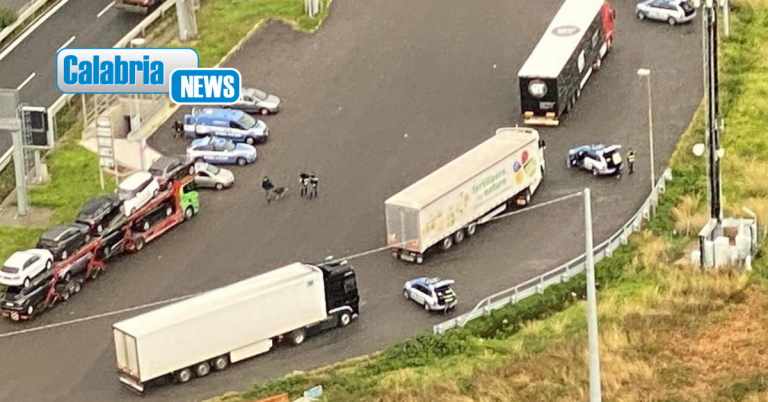 Compartimento Polizia Stradale Calabria, controlli intensificati con la campagna ROADPOL Truck and Bus