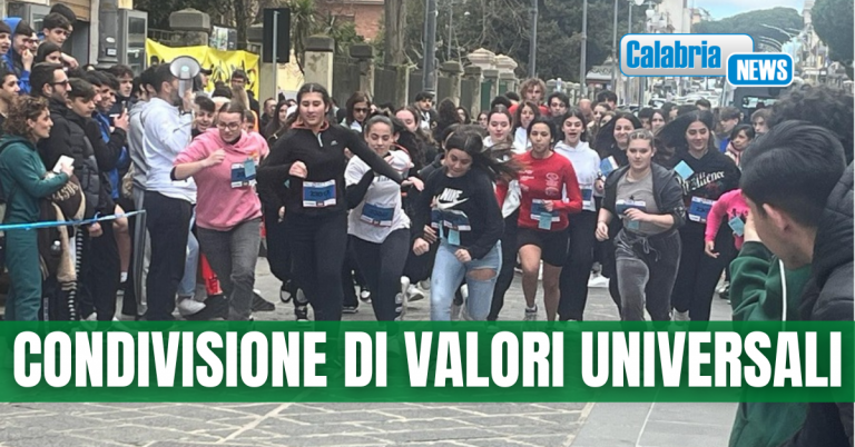 I ragazzi della ‘Corsa di Miguel’ hanno invaso le strade di Vibo e Vibo Marina