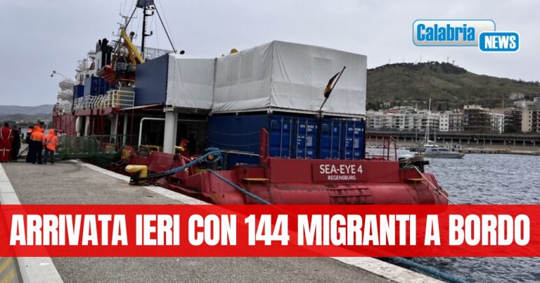 Fermo amministrativo in porto a Reggio Calabria per la nave Sea-Eye 4