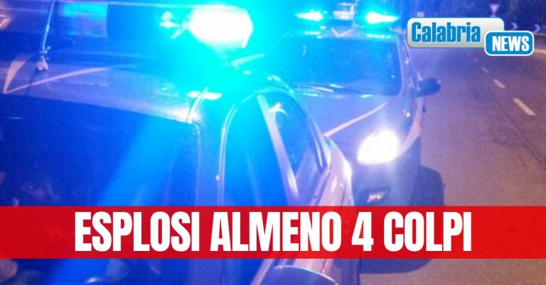 Notte di paura a Crotone: sparatoria contro appartamento in pieno centro