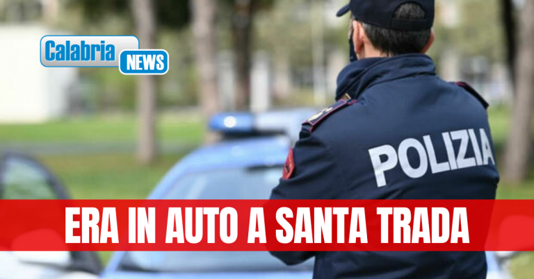 Villa San Giovanni, tenta di suicidarsi durante una diretta su TikTok: salvato dai poliziotti