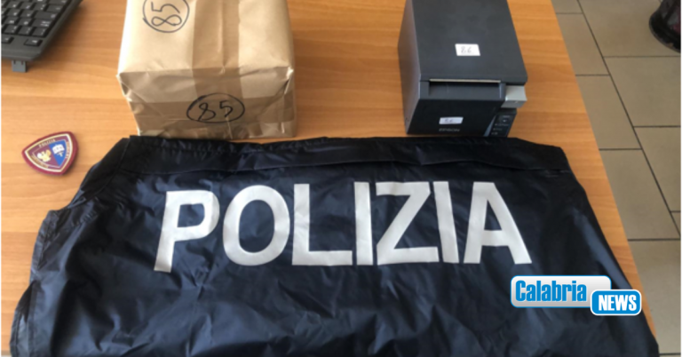 Crotone, sala giochi ed internet point senza autorizzazione: due denunciati