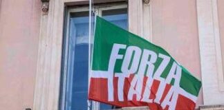 Forza Italia, l’invito dei fratelli Berlusconi e di Tajani all’unità: Costa capogruppo di mediazione