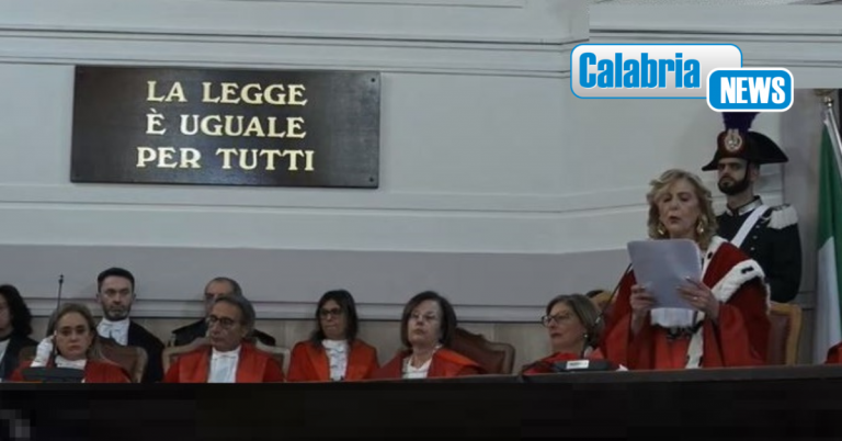 Catanzaro, inaugurazione anno giudiziario: Epifanio, ‘territorio soggiogato da presenza criminalità forte’