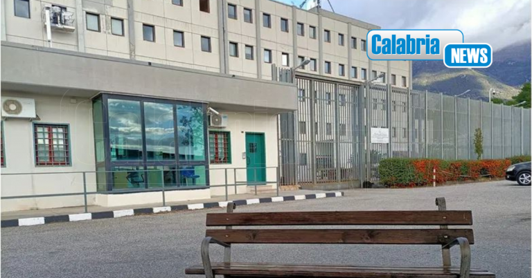 Detenuto tenta evasione dal carcere di Castrovillari ma viene bloccato dalla Polizia penitenziaria