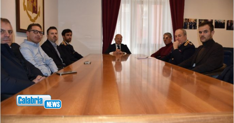 Crotone, incontro in Questura con l’autista aggredito dell’autolinee ‘Romano’ e i sindacati