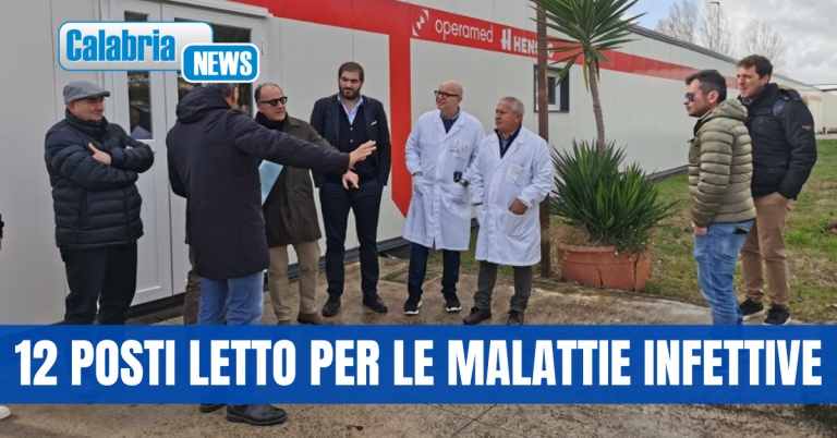 FOTO-Lamezia, consegnati lavori realizzazione nuovo padiglione di terapia intensiva e sub-intensiva