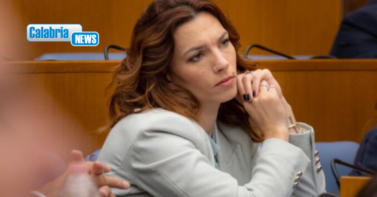 Bilanci approvati all’Asp di Reggio Calabria, Baldino (M5S): “Gravissimo, conti basati sul sentito dire”