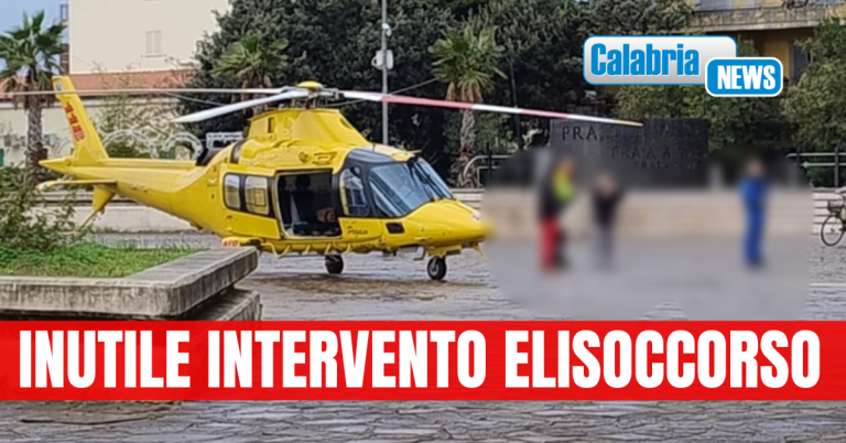 Accusa malore ma arriva ambulanza senza medico a bordo: 46enne muore in casa a Praia a Mare
