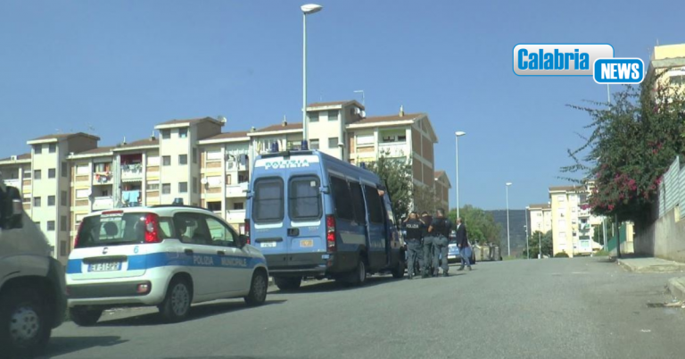 Reggio Calabria, controlli nel quartiere Arghillà: Cinque arresti per furto di energia elettrica