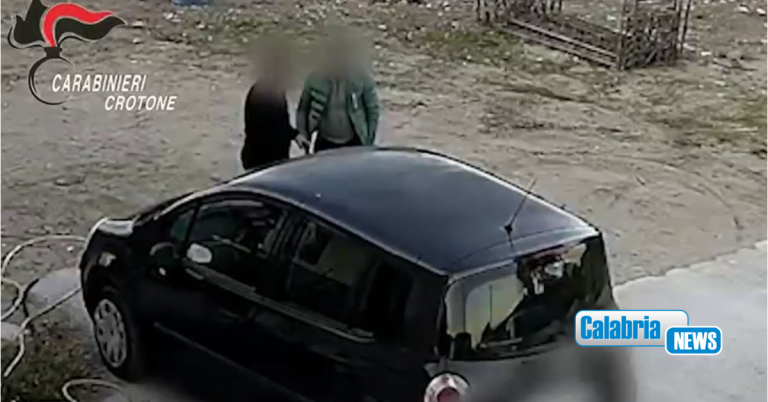 VIDEO-Tentate estorsioni ad imprenditore edile: due ‘ndranghetisti in manette nel Crotonese